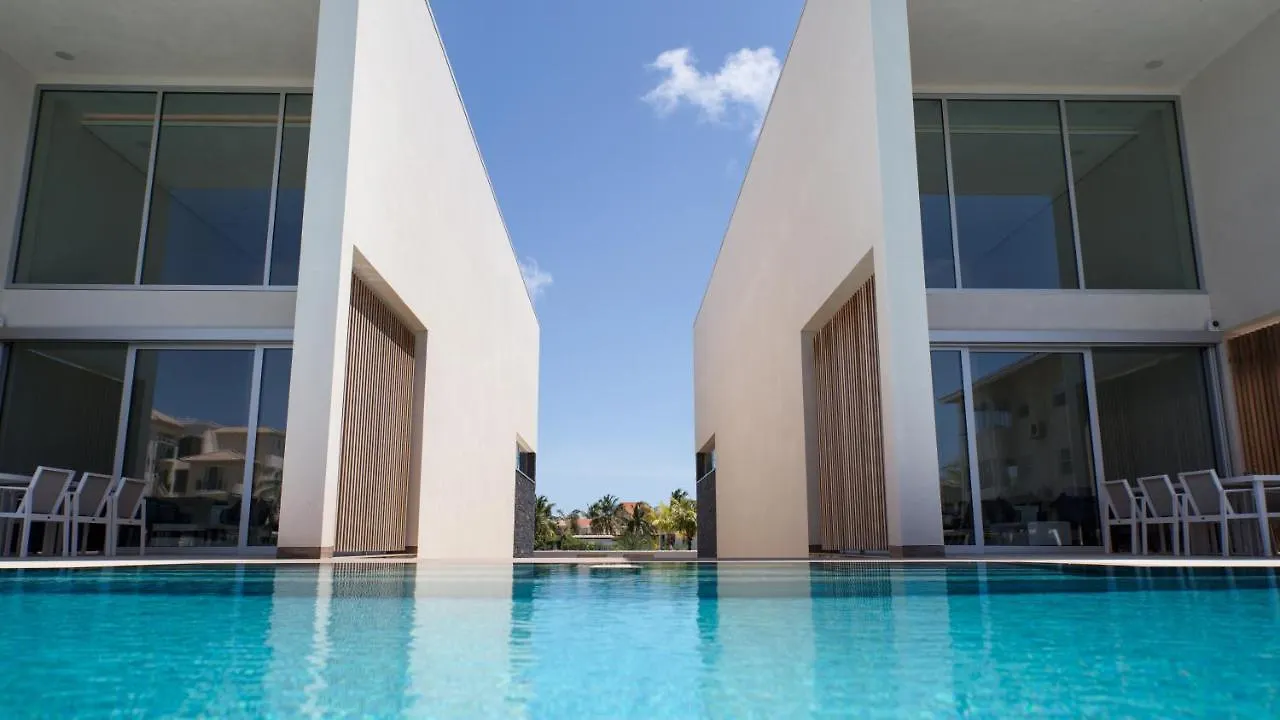 Caraibas Bonaire Modern Air-Conditioned Vacation Villa With A Private 20 Meter Magnesium Pool Belnem Karibské Nizozemsko
